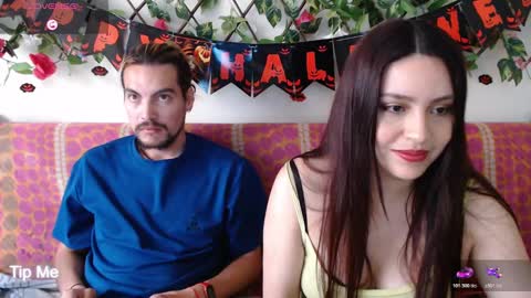 Jack and Emily online show from October 2025 06:52:02 PM