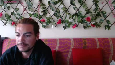 Jack and Emily online show from April 2026 09:28:01 PM