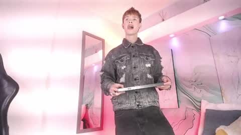 Snapshot of jack_frosst_ chatting on June 2026 01:03:01 PM JACK online show from June 2026 01:03:01 PM