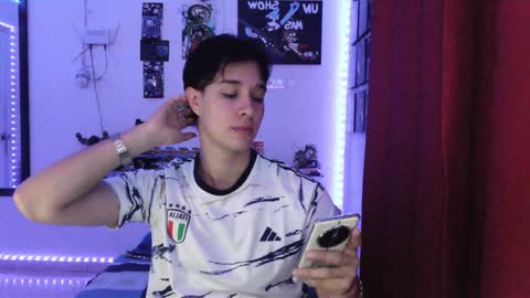 J online show from January 2025 04:56:01 AM