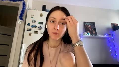 Alice online show from December 2025 07:58:02 AM