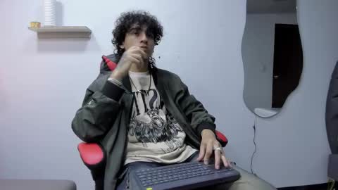 Snapshot of jackestaylor chatting on October 2025 05:08:01 AM Jackes Taylor online show from October 2025 05:08:01 AM