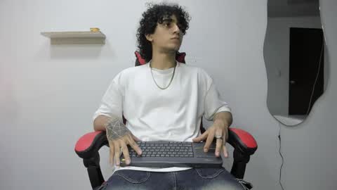 Snapshot of jackestaylor chatting on November 2025 04:11:02 AM Jackes Taylor online show from November 2025 04:11:02 AM