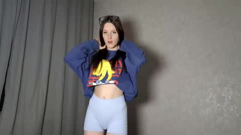 Lisa online show from December 2025 05:43:02 PM