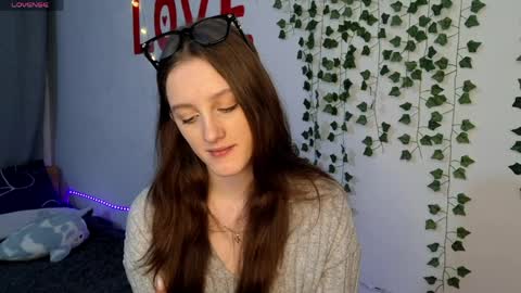 Lisa online show from April 2026 03:42:02 PM