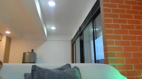 Jackson Wayne online show from December 2025 10:41:02 PM