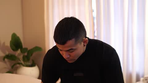 Jackson Bell online show from November 2025 05:11:01 PM