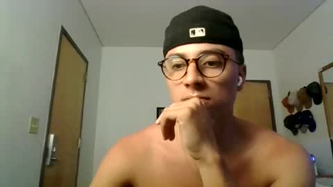 ImZacharyTyler online show from June 2026 01:32:01 AM