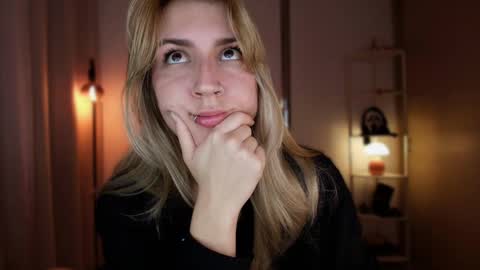 Linda Sofia help me get to 100 thumbs up online show from March 2026 02:02:02 AM