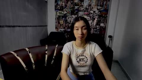 jackyrosee2323 online show from October 2025 12:32:01 AM