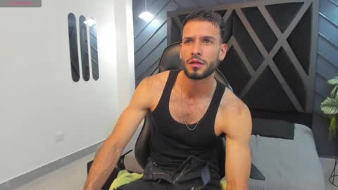 Jaco online show from November 2025 11:27:02 PM