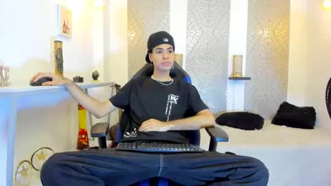 jacob_blackwell online show from November 2025 07:32:02 PM