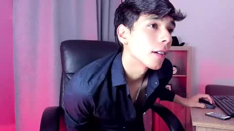jacob_colliins online show from May 2026 03:01:01 AM