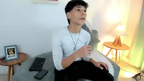 jacob_colliins online show from May 2026 03:02:01 AM