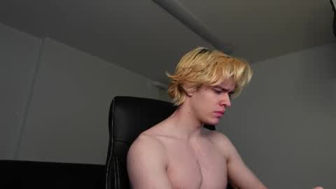 Snapshot of jacob_devon chatting on February 2026 02:32:01 PM JACOB DEVON online show from February 2026 02:32:01 PM