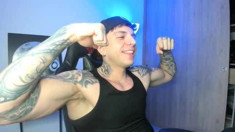 jacobb116 online show from December 2025 01:11:01 AM