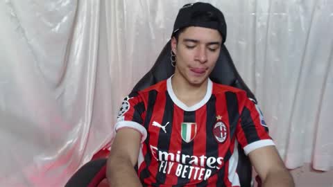 Jacobbakerr online show from December 2025 06:02:01 PM