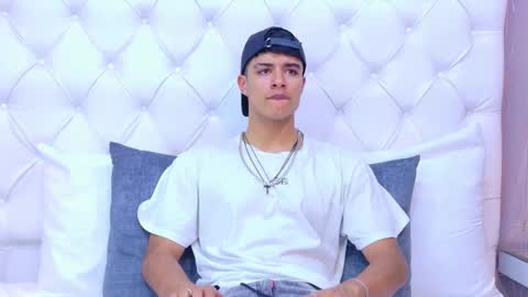 Jacob online show from September 2025 03:11:01 AM