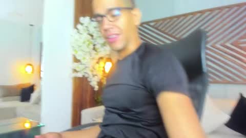 jacobdraven online show from October 2025 03:45:01 AM