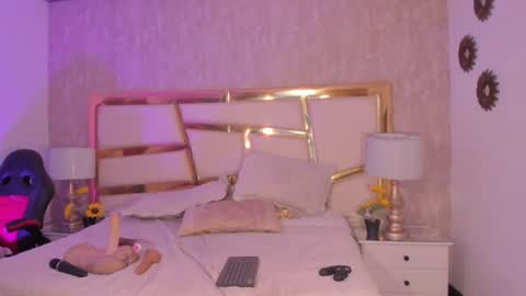 jacobrusso online show from July 2026 05:25:01 AM