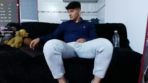 jacobo online show from March 2026 02:31:02 PM