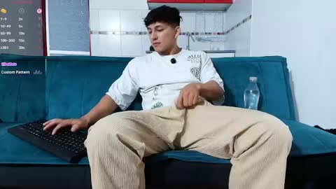 Snapshot of jacques_cardiet chatting on May 2026 01:40:01 PM jacobo online show from May 2026 01:40:01 PM