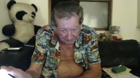 Snapshot of jacques_de_france chatting on January 2025 05:08:01 AM Jacques online show from January 2025 05:08:01 AM