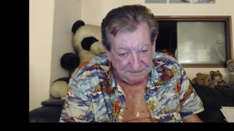 Snapshot of jacques_de_france chatting on November 2025 04:01:02 AM Jacques online show from November 2025 04:01:02 AM