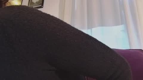 Snapshot of jada_lovelace chatting on December 2024 08:50:01 PM JL online show from December 2024 08:50:01 PM