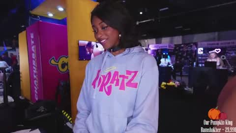 Jada online show from October 2025 11:07:01 PM