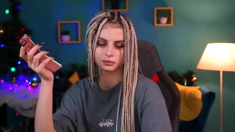 jade_castle online show from December 2024 04:09:01 AM