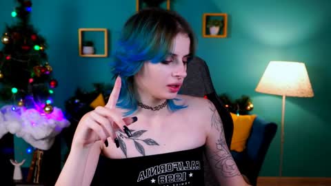 jade_castle online show from December 2024 10:58:02 AM