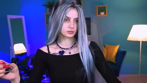 jade_castle online show from October 2025 05:19:01 PM