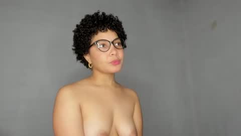 Snapshot of jade_dorthini chatting on November 2025 09:30:02 PM Jadeleidy Dorthini online show from November 2025 09:30:02 PM