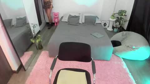 Snapshot of jade_porn chatting on December 2025 11:37:01 AM Jade independent model online show from December 2025 11:37:01 AM