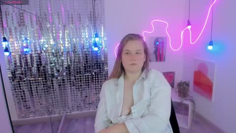 Jade online show from February 2025 11:45:01 PM