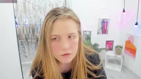 Jade online show from February 2025 03:01:02 AM