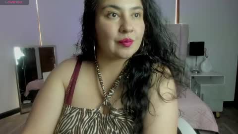 jadebellee online show from June 2026 06:05:02 PM
