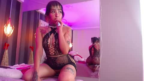 Jade online show from May 2026 07:55:02 PM