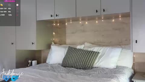 Jade online show from March 2026 08:18:01 AM