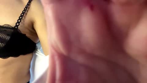 Jade online show from November 2025 08:58:02 AM