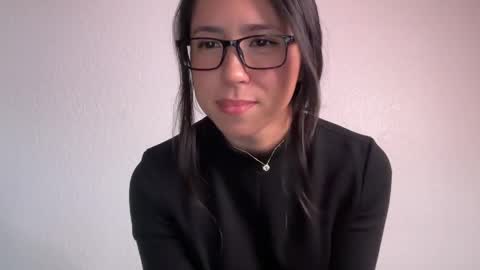 Snapshot of jadelove_ chatting on May 2026 07:55:02 PM Jade Love online show from May 2026 07:55:02 PM