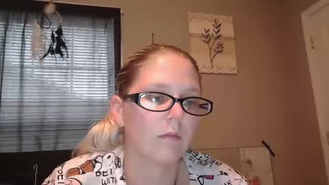 JadeLuv online show from December 2024 06:31:01 PM