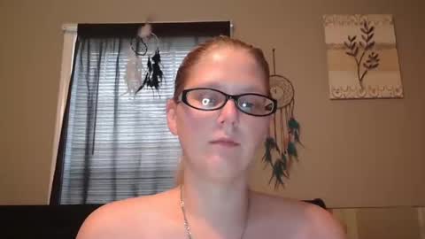 JadeLuv online show from December 2024 06:29:01 PM