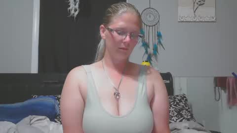 JadeLuv online show from September 2025 01:07:02 AM