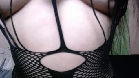 jade online show from December 2025 03:41:01 PM