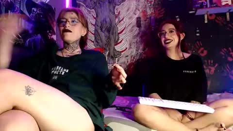 Alex and Venus online show from May 2026 06:29:01 AM