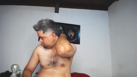 jadeStone69 online show from October 2025 12:13:02 PM