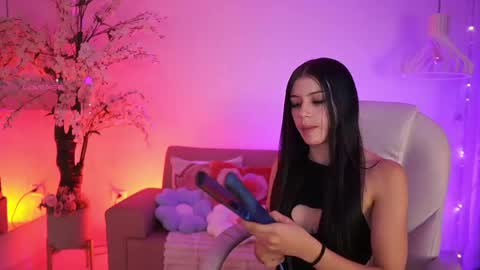 Snapshot of jadesummerr chatting on May 2026 11:37:02 AM Jade Summer online show from May 2026 11:37:02 AM