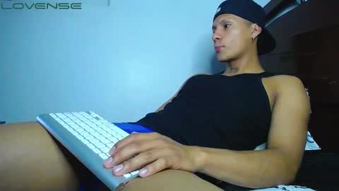 Snapshot of jahn_ashford1 chatting on December 2024 05:40:01 AM jahn_ashford1 online show from December 2024 05:40:01 AM